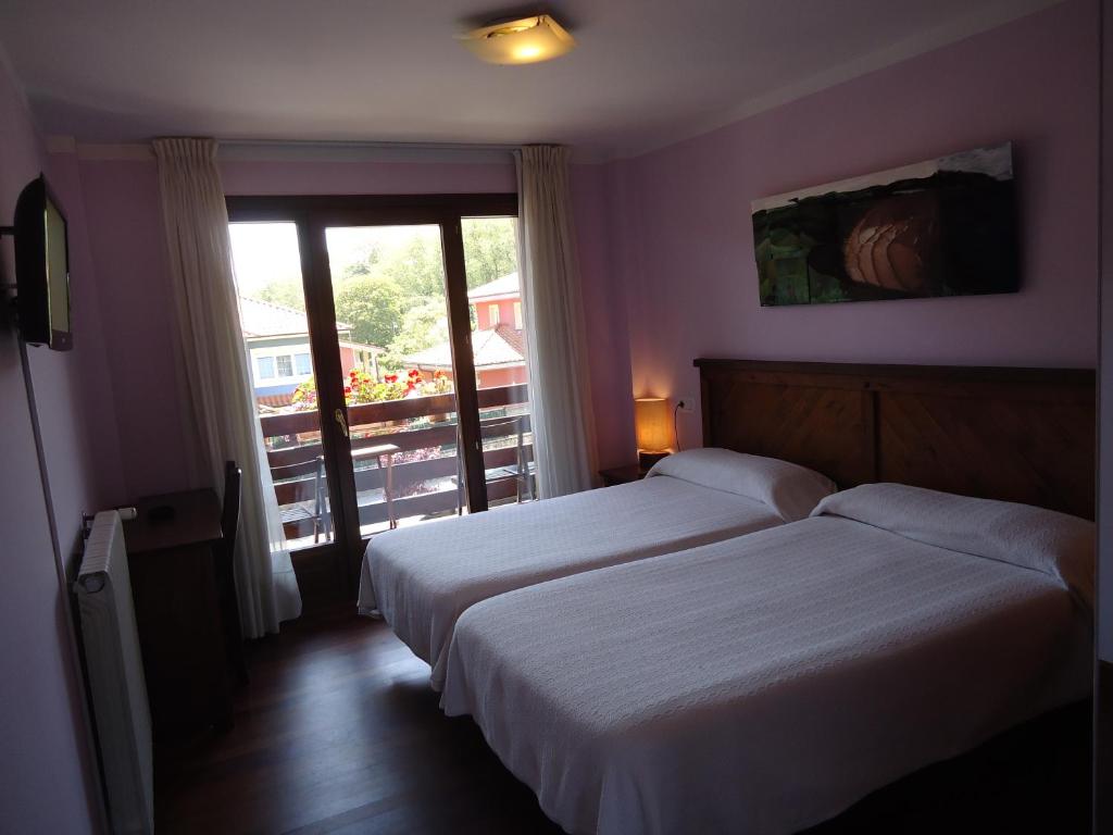 Hotel Moran Playa (España Celorio) - Booking.com