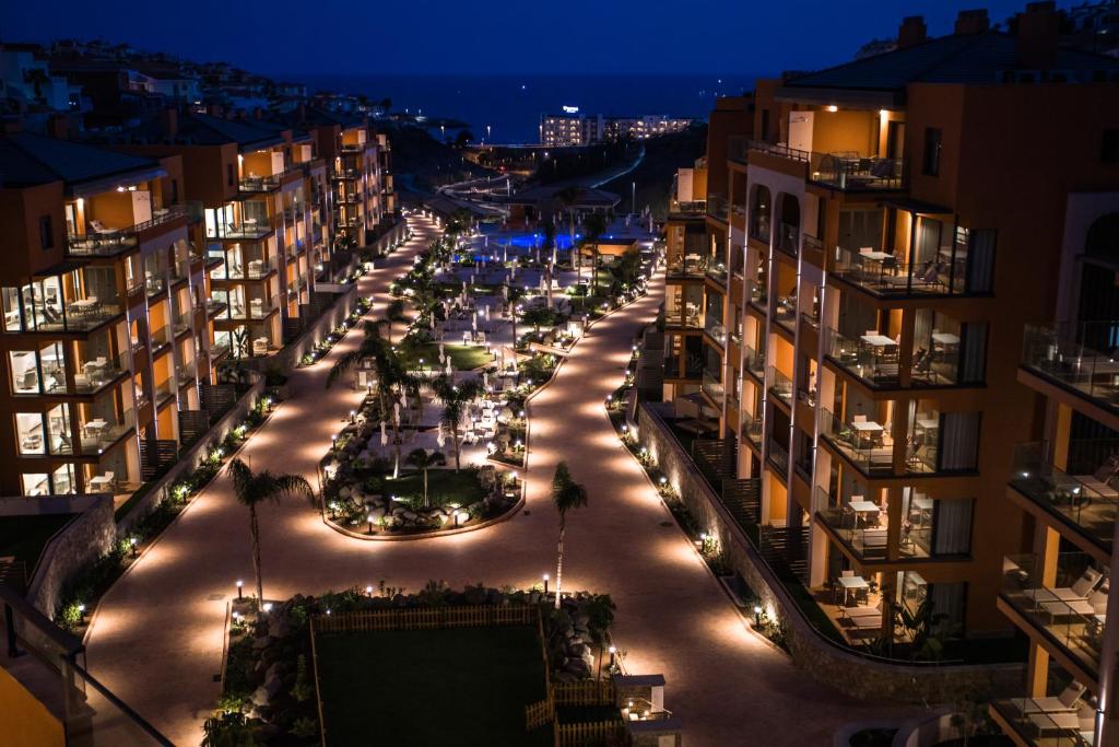 The surrounding neighborhood or a neighborhood close to the holiday home