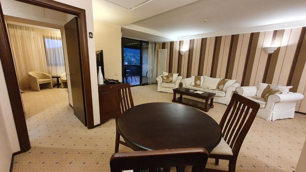 Apartament 2706 Alpin Resort, etaj 7, Poiana Bra?ov - Resim 9