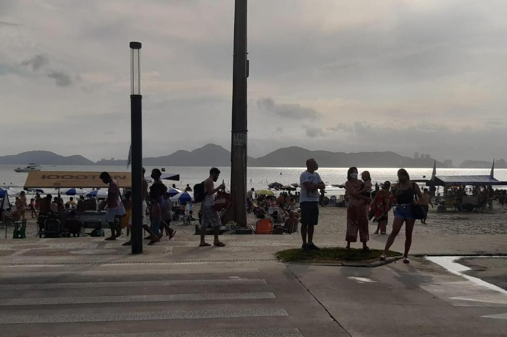  Frente à praia excelente localização