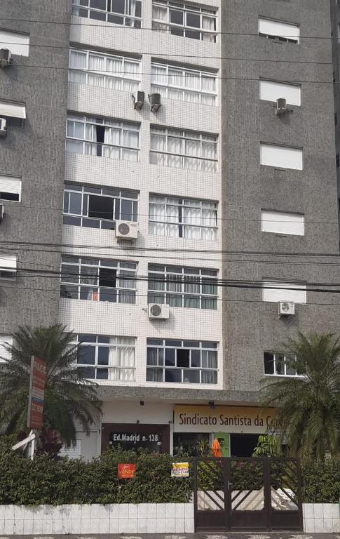  Frente à praia excelente localização