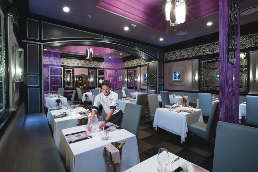 Riu Palace Las Americas - All Inclusive - Adults Only photo
