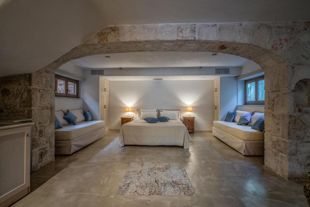 Postel nebo postele na pokoji v ubytování Bcv Villa Harmonia Agios Nikolaos Zakynthos