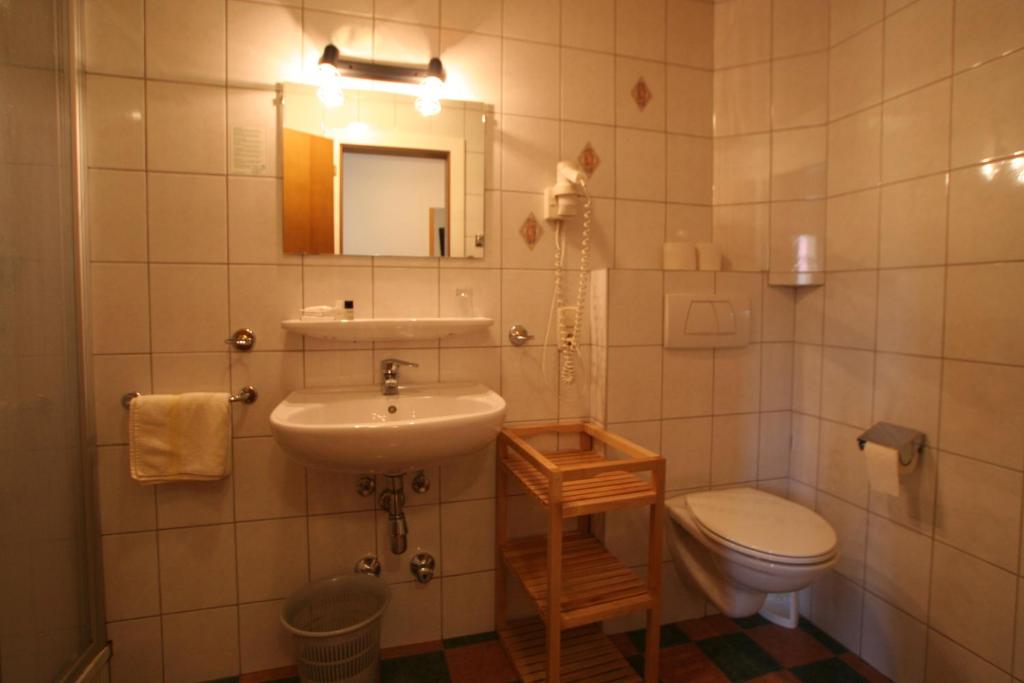 Koupelna v ubytování Hotel Engl
