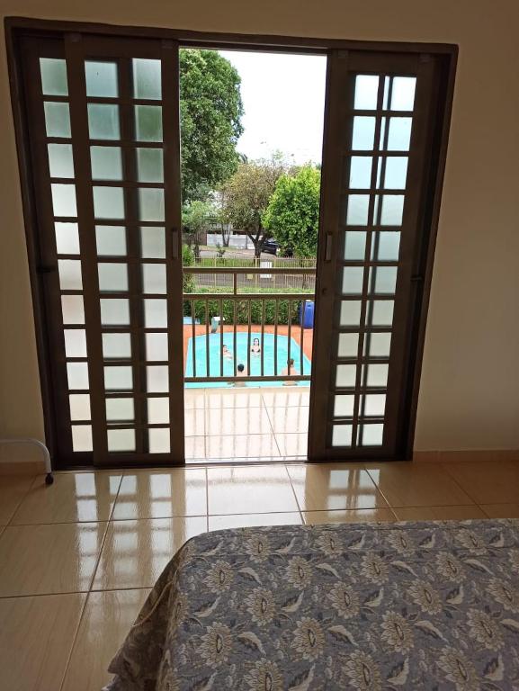  Sobrado com piscina em Foz do Iguaçu - PR