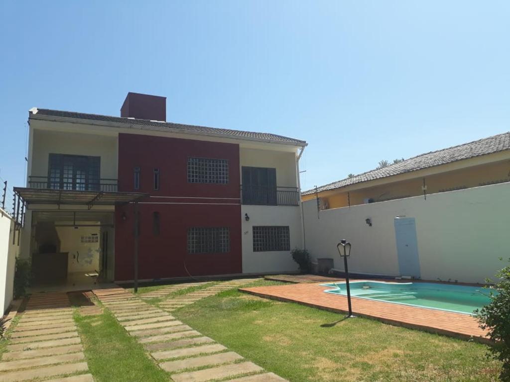  Sobrado com piscina em Foz do Iguaçu - PR