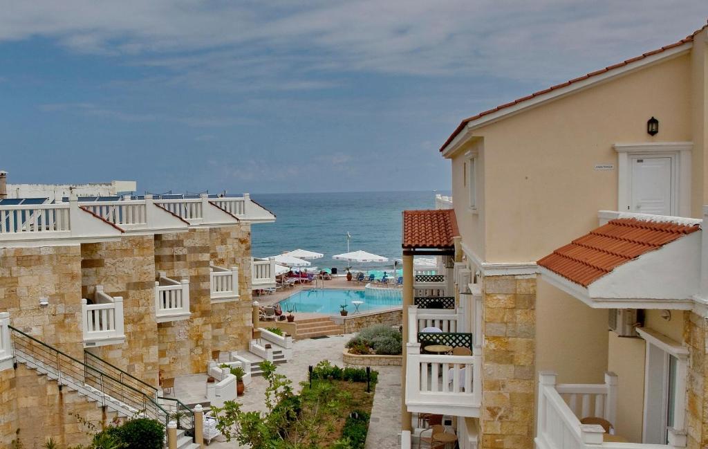 Nespecifikovaný výhled na moře nebo výhled na moře při pohledu z hotelu