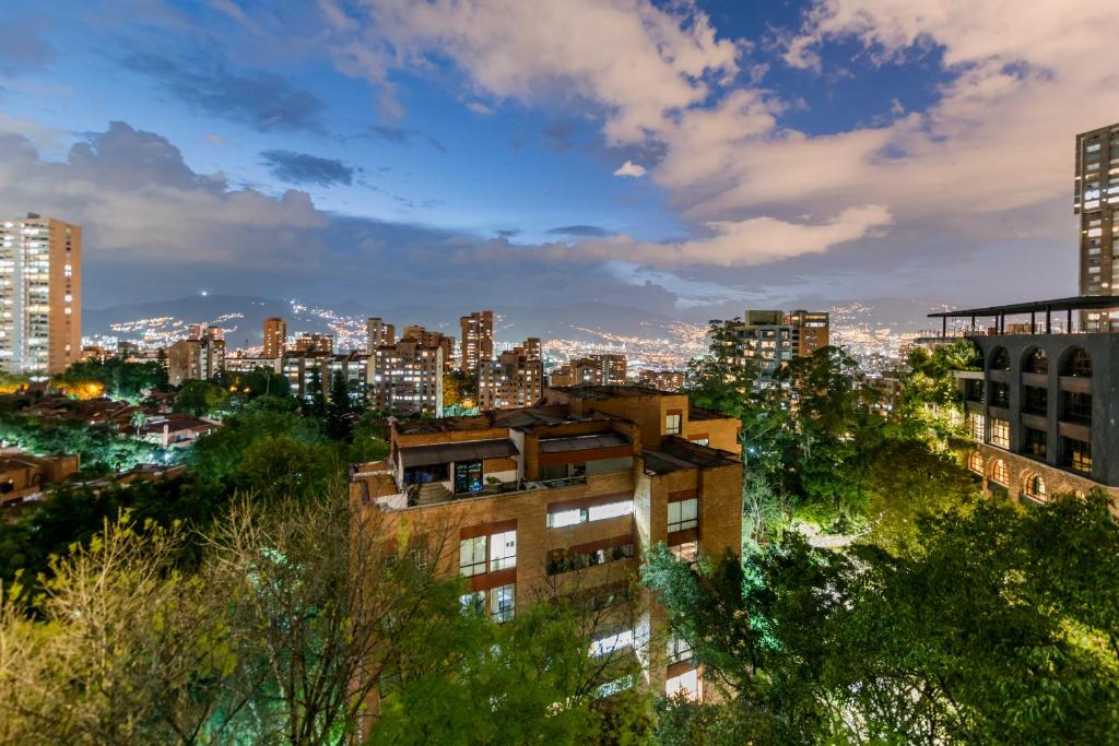 Nespecifikovaný výhled na destinaci Medellín nebo výhled na město při pohledu z hotelu