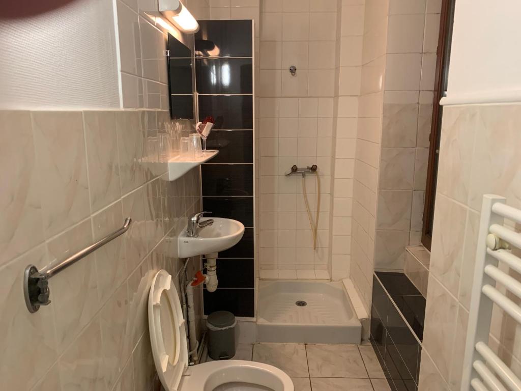 Koupelna v ubytování hôtel Le Cosy