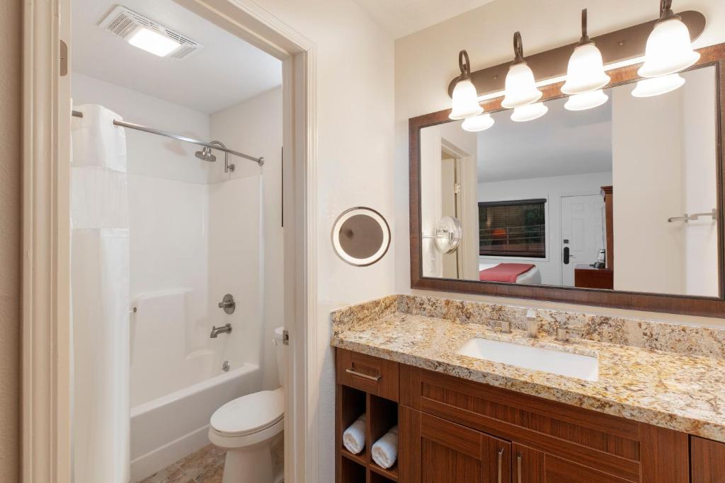 Westgate Branson Woods Resort - Salle De Roi Traditionnelle