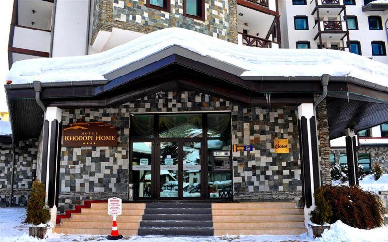 The facade or entrance of Rhodopi Home Hotel Chepelare - Half Board & All inclusive