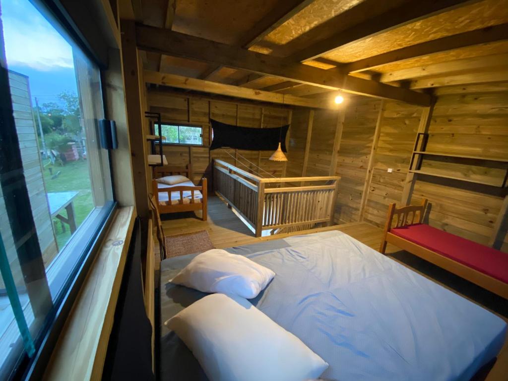  Rosa Lodge