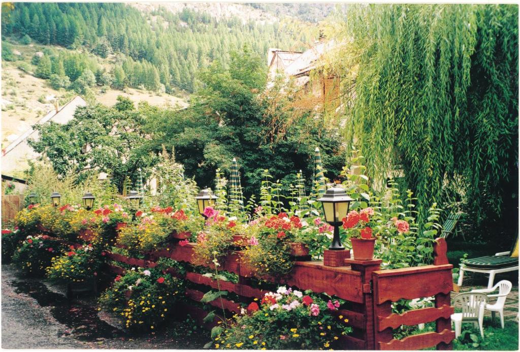 Zahrada ubytování L'Auberge du Choucas