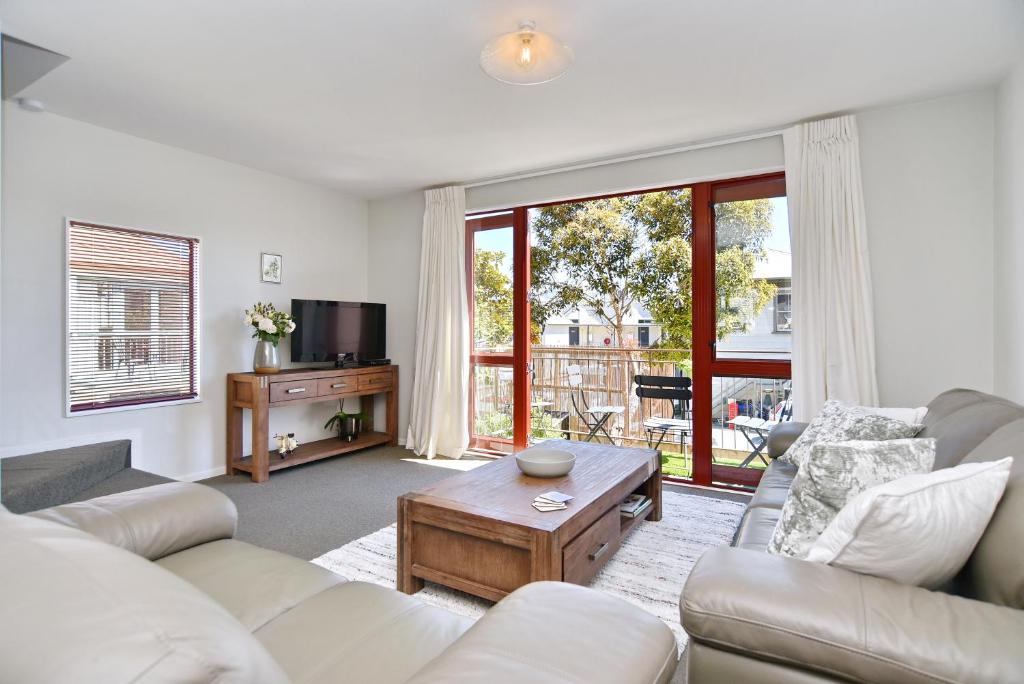 Tumeke Akaroa Apartment Christchurch Holiday Homes, Akaroa (updated