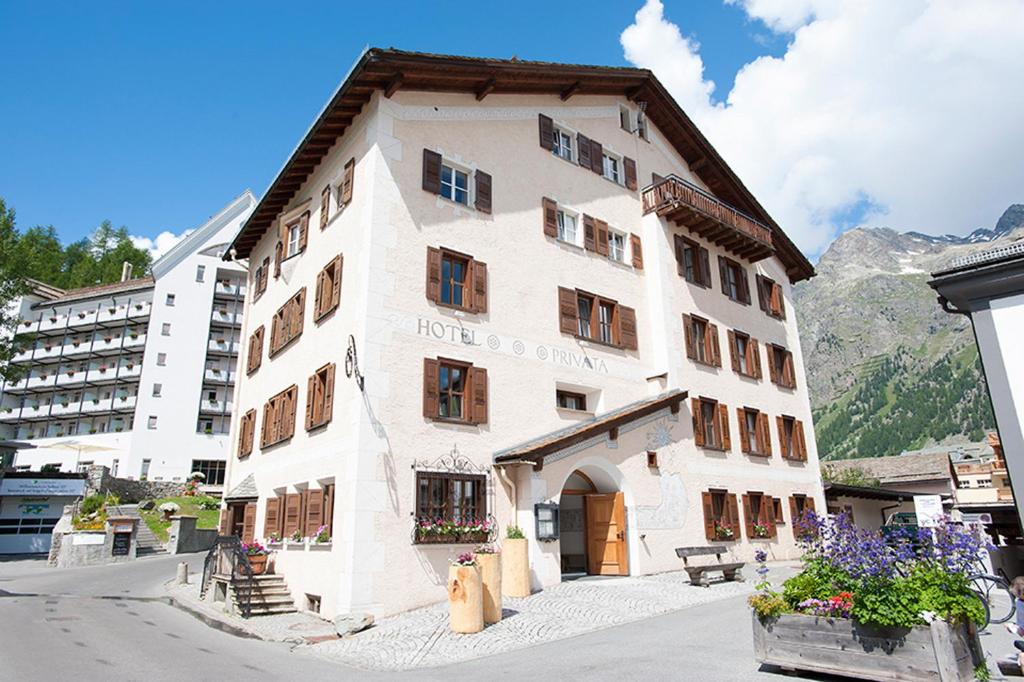 Budova, kde se hotel nachází