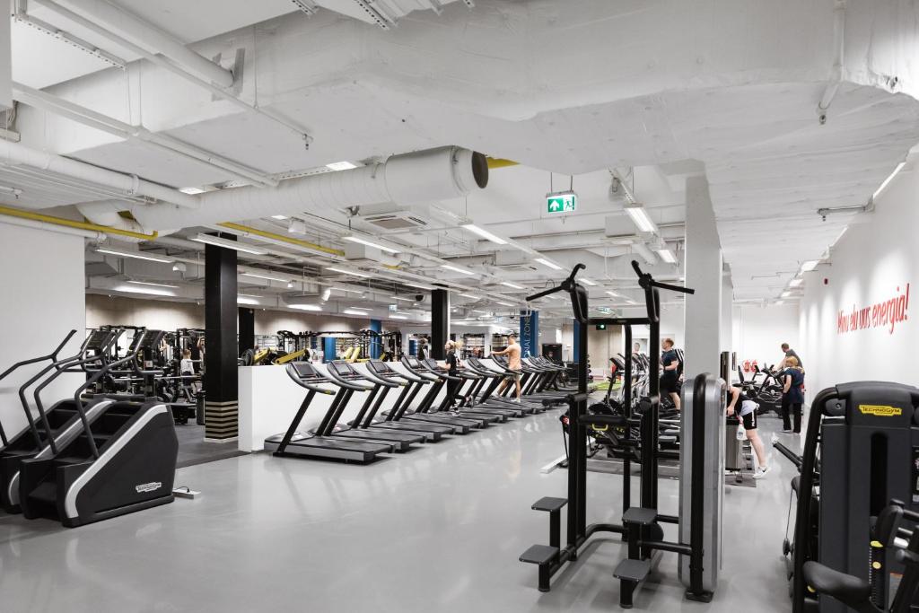 Fitness centrum a/nebo fitness zařízení v ubytování Bob W Telliskivi