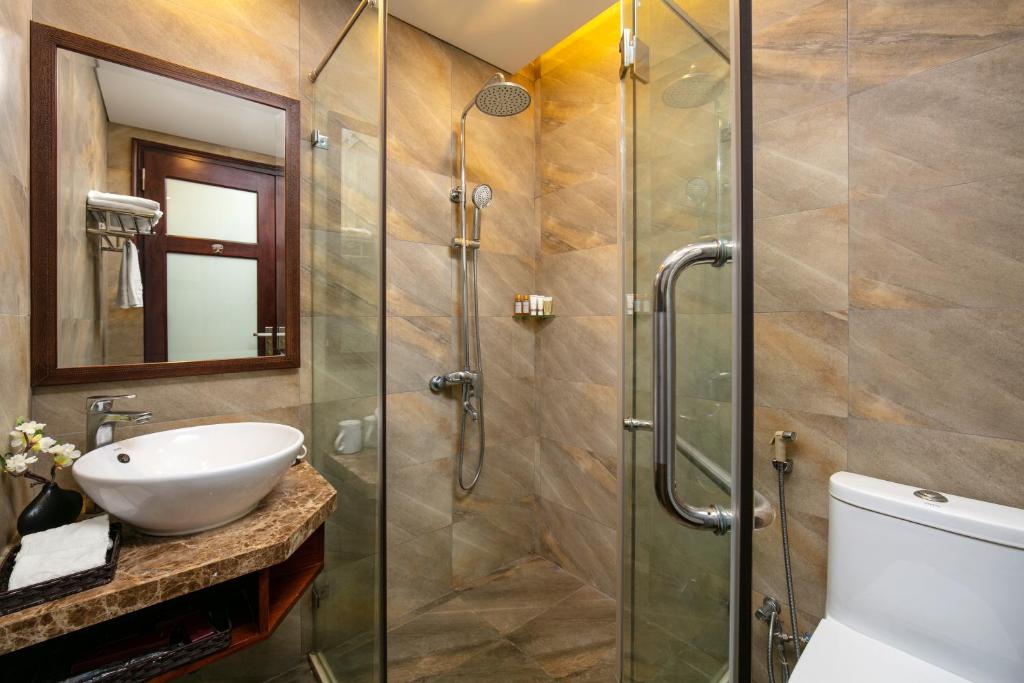 Koupelna v ubytování Midori Boutique Hotel