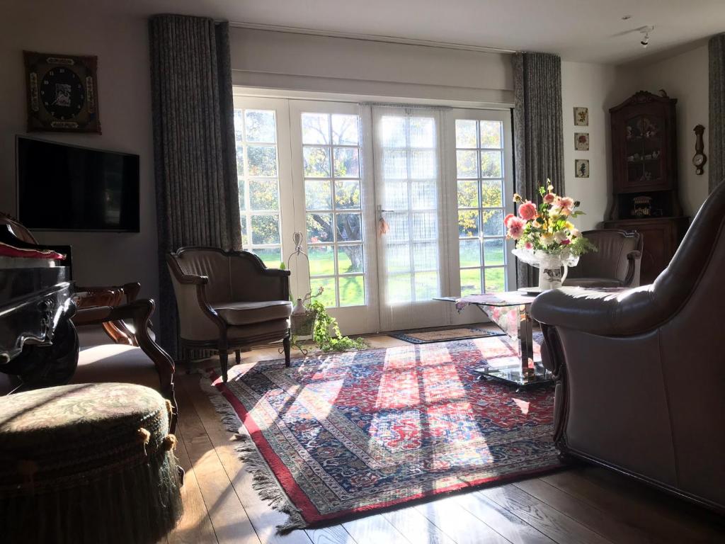 Posezení v ubytování B&B Domein Rodin