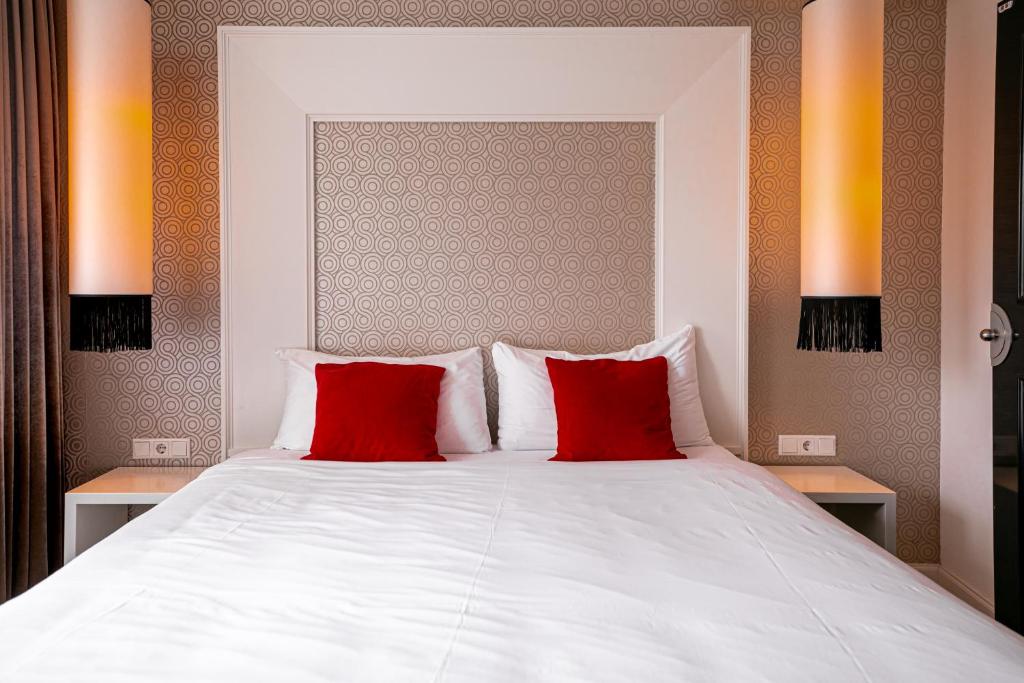 Le Theatre - Resim 44