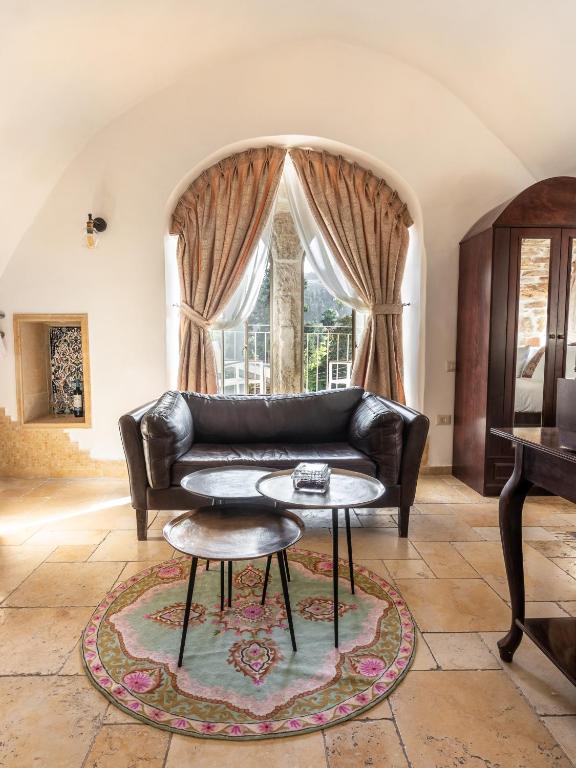 Posezení v ubytování Flora Valley Boutique Hotel
