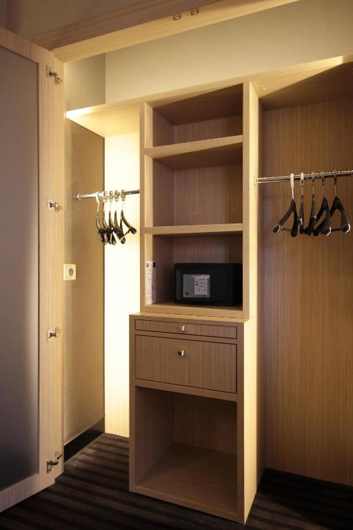 Hôtel de Brienne - 10