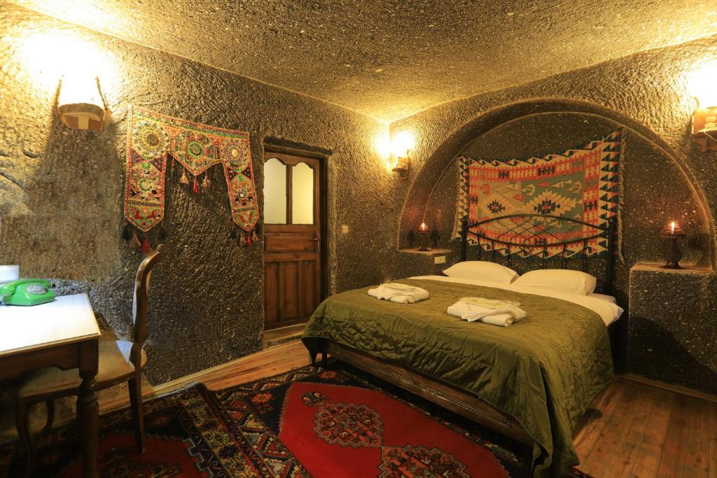 Antique Terrace Cave Suites - 1