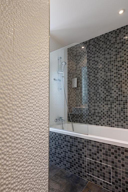 Trianon Gare de Lyon - Resim 24