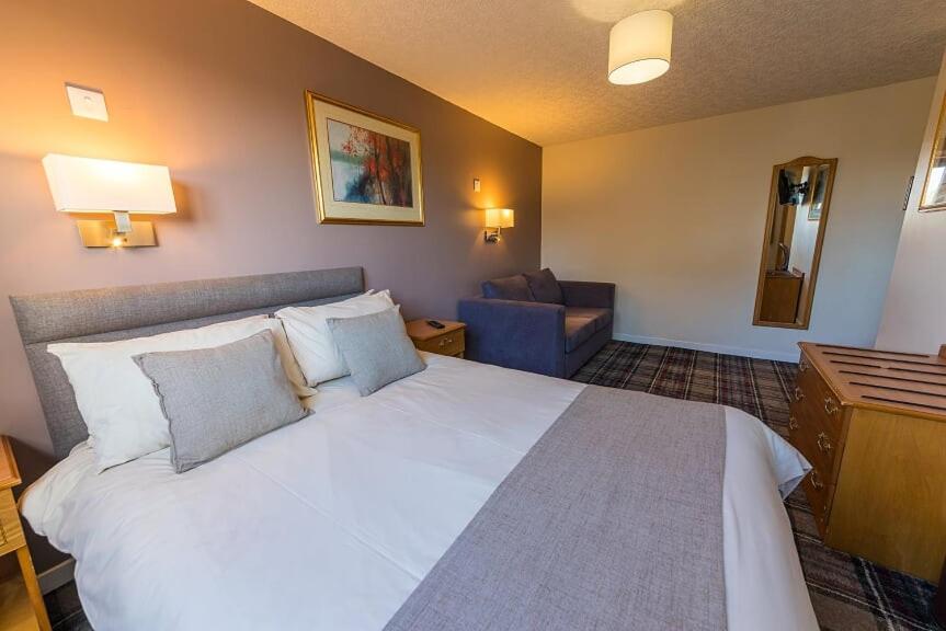 Castletown Hotel - Family Double Room