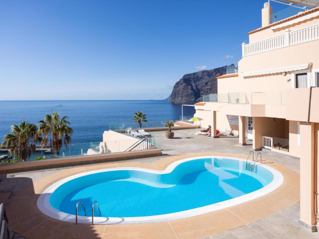 The swimming pool at or close to Apartment Buenavista by Interhome