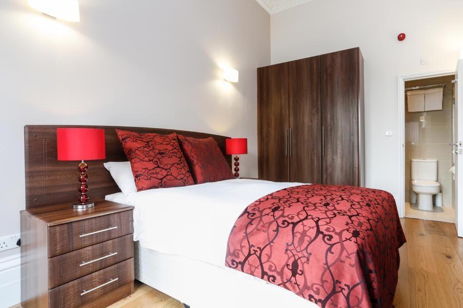 Postel nebo postele na pokoji v ubytování City Inn Russell Square