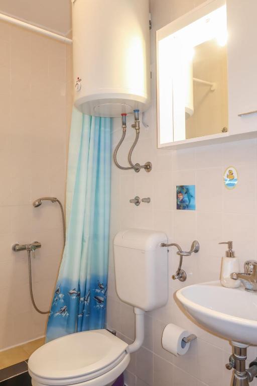 Kúpeľňa v ubytovaní Apartment Novak-2 by Interhome