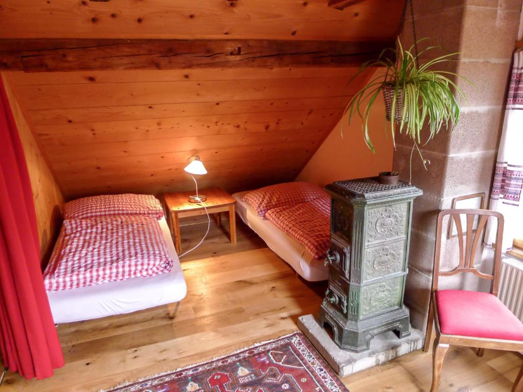 Postel nebo postele na pokoji v ubytování Apartment Bünten by Interhome