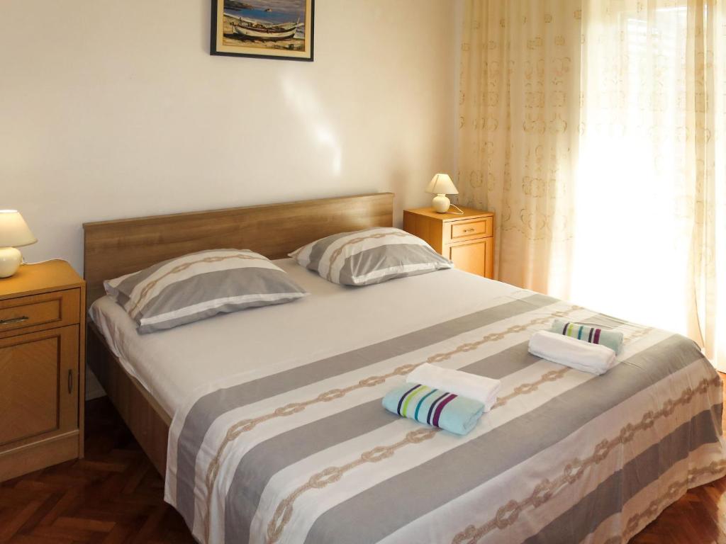 Postel nebo postele na pokoji v ubytování Holiday Home Bero by Interhome