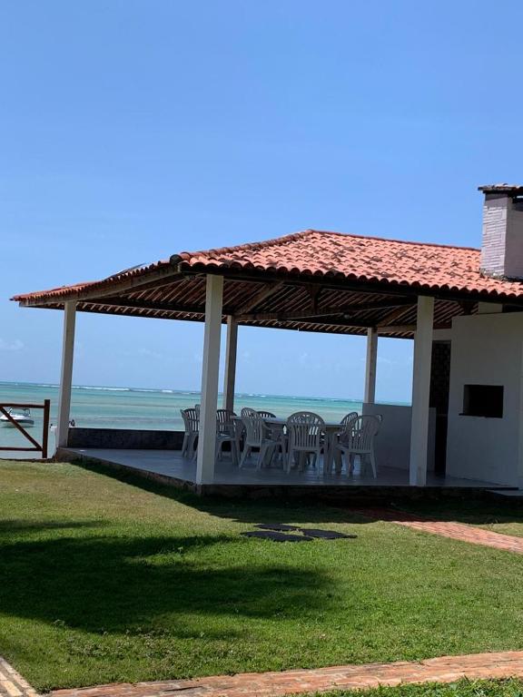  Bela casa de Praia Beira Mar com piscina em Peroba