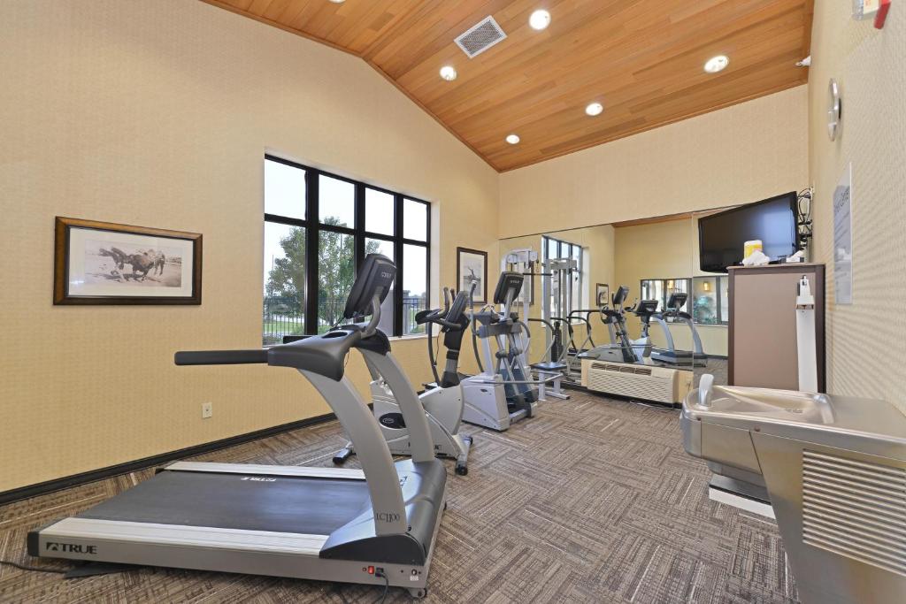 Holiday Inn Express Hotel & Suites Gillette by IHG photo