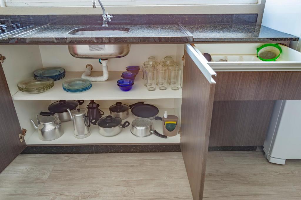  MELO APARTAMENTOS AV. BRASIL