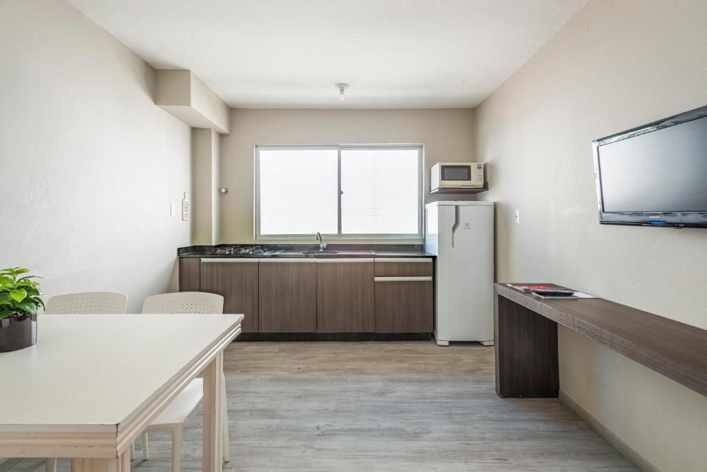  MELO APARTAMENTOS AV. BRASIL