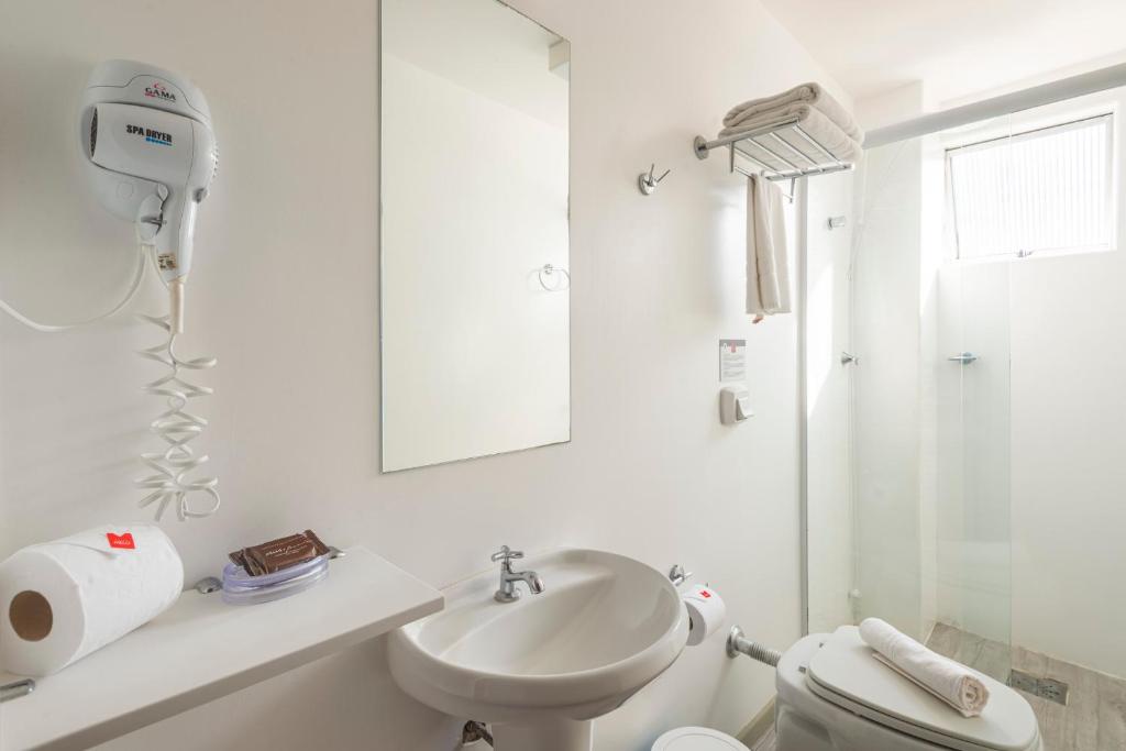  MELO APARTAMENTOS AV. BRASIL