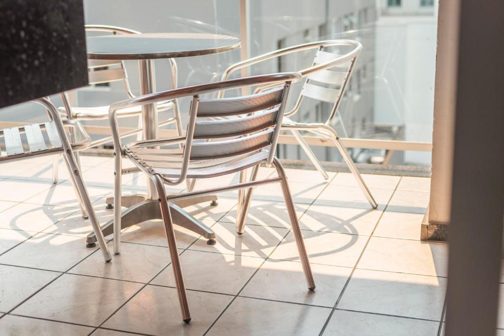  MELO APARTAMENTOS AV. BRASIL
