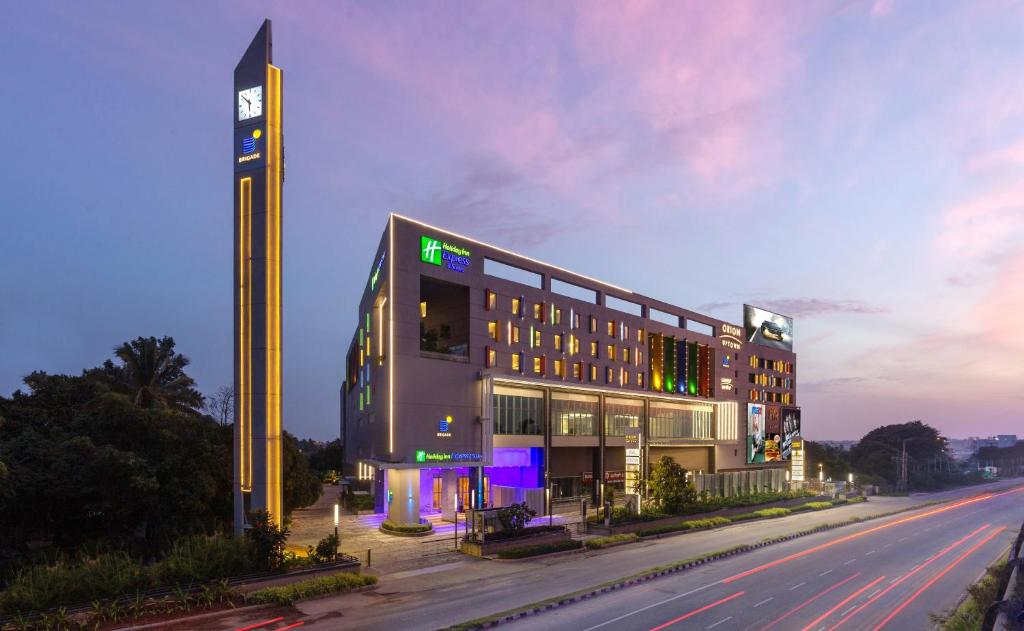 班加羅爾的住宿－Holiday Inn Express & Suites Bengaluru Old Madras Road, an IHG Hotel，相簿中的一張相片