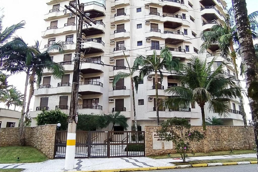  Condomínio Edifício Sainte Máxime