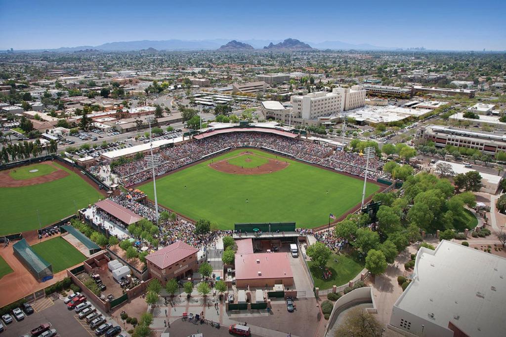Home2 Suites by Hilton Scottsdale Old Town photo