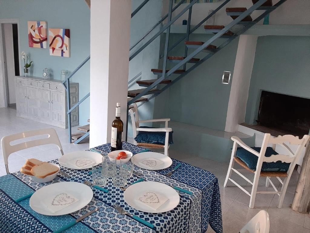 A seating area at CASA RURAL "ECCEHOMO de BORJA"