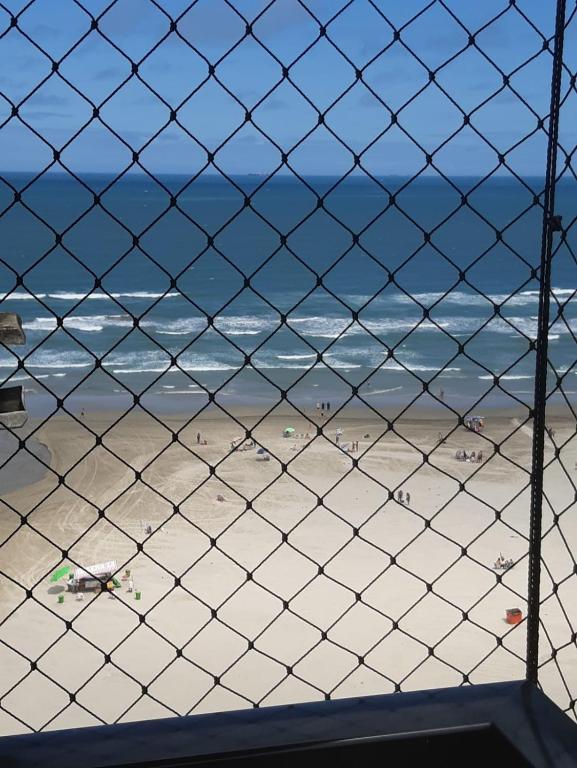  Alto Padrão com 94 mtrs - Frente Mar - sacada com Vista Mar