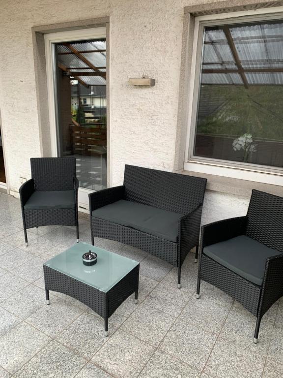 Posezení v ubytování AschaffApartment 4 Schlafzimmer bis 10 Personen bei Aschaffenburg