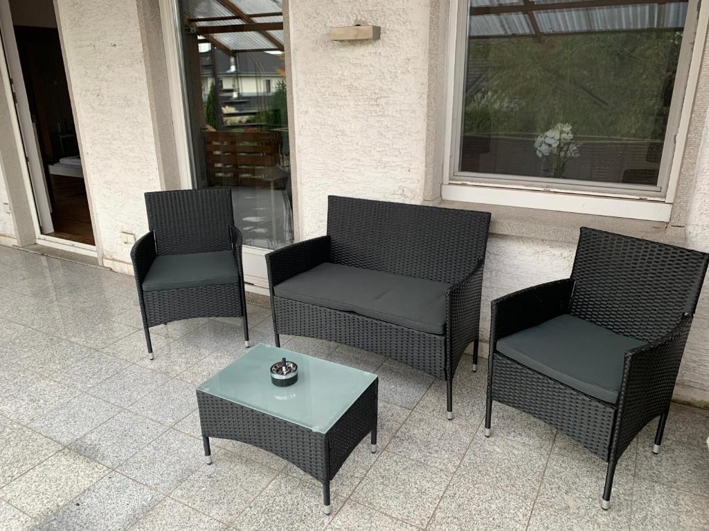 Posezení v ubytování AschaffApartment 4 Schlafzimmer bis 10 Personen bei Aschaffenburg