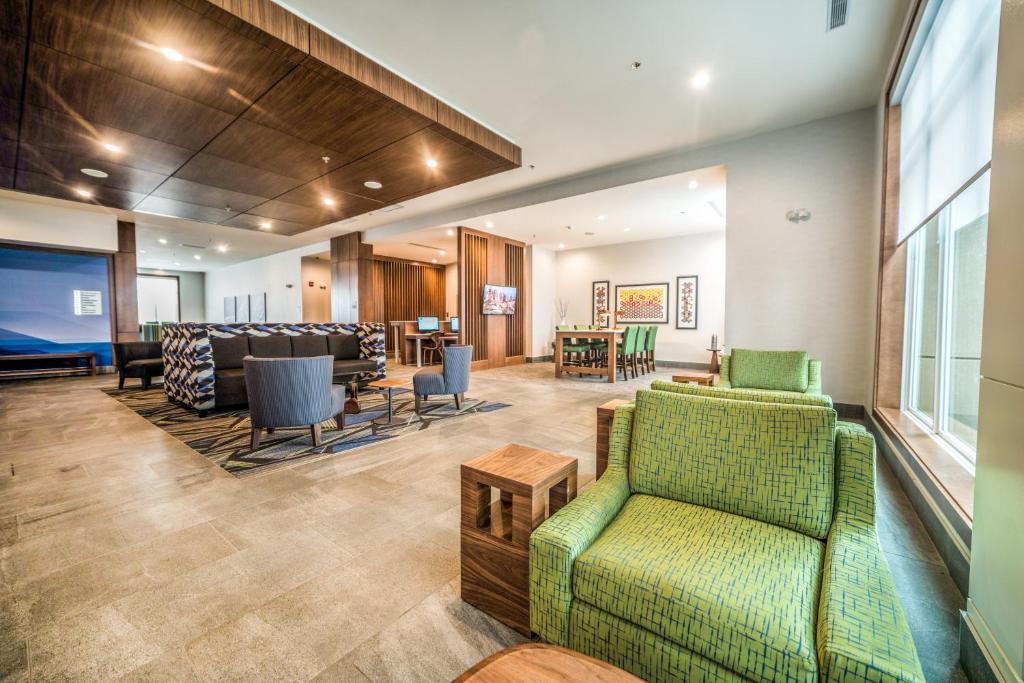 Holiday Inn Express & Suites - West Edmonton-Mall Area by IHG - Resim 23