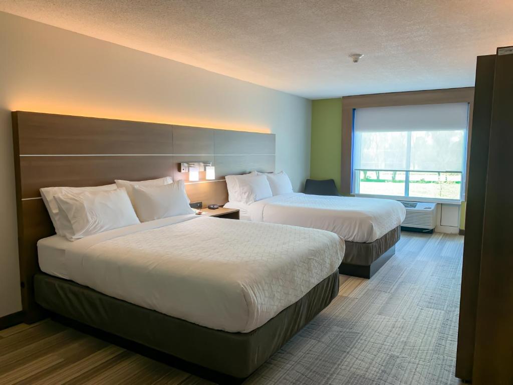 Holiday Inn Express & Suites Lexington Downtown Area-Keeneland, an IHG Hotel - 