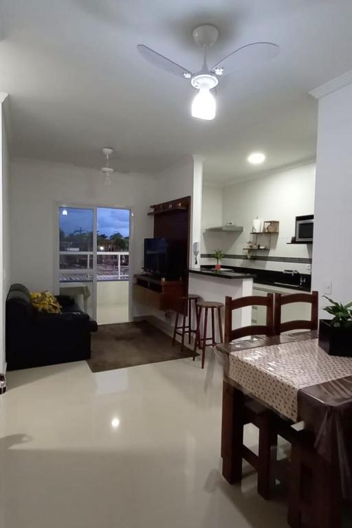  Apartamento novo Praia Toninhas Ubatuba