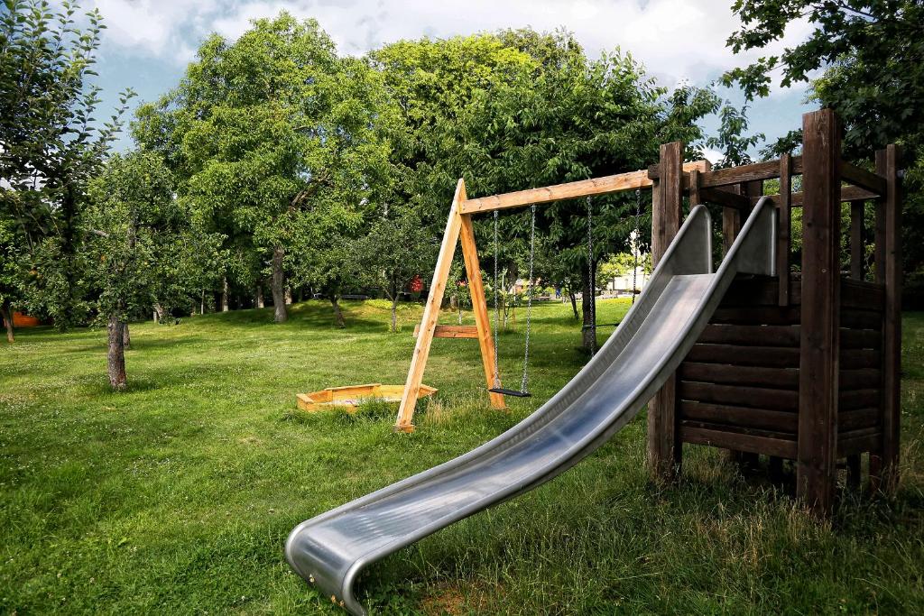 Area giochi per bambini di Konsumhotel Dorotheenhof Weimar